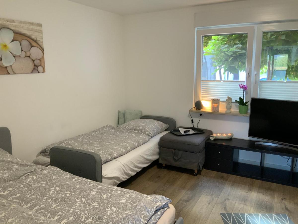 Gemuetliche 1-Zimmer Wohnung Mit Eigenem Eingang 韦塞林 外观 照片